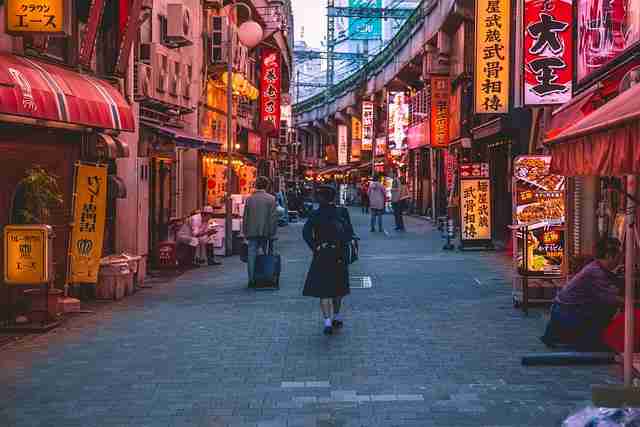 【蘑菇视频电脑版】王牌矩阵策略预览 - 深夜慎点